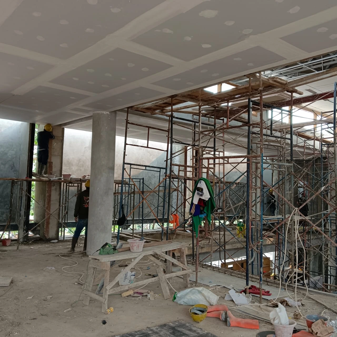 Pelaksanaan gedung oleh Purnama Design Build