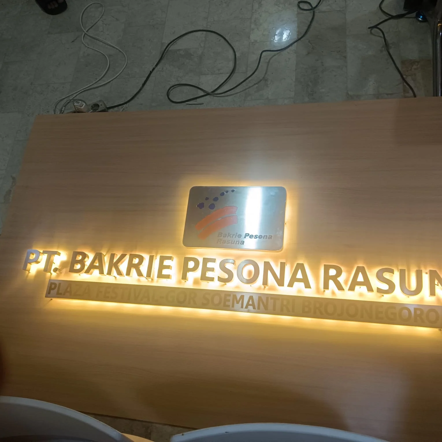 Kantor modern oleh Purnama Design Build